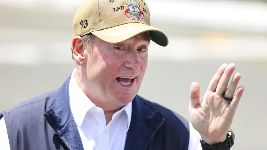 البنتاغون يعلن استقالة وزير البحرية الأميركي.. من هو جون فيلان؟