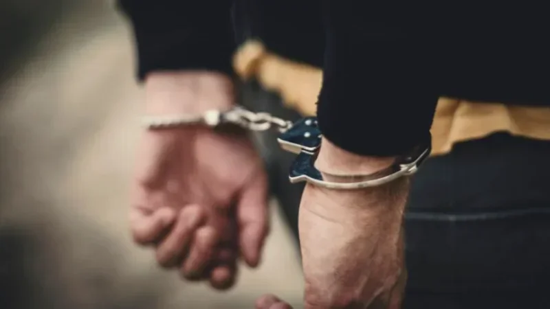 الإطاحة بصاحب وكالة أسفار للعمرة والحج تحيّل على أكثر من 50 شخصا