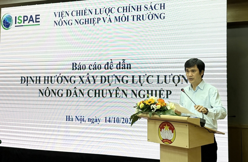 Định hướng chính sách phát triển đội ngũ nông dân chuyên nghiệp của Việt Nam trong giai đoạn mới
