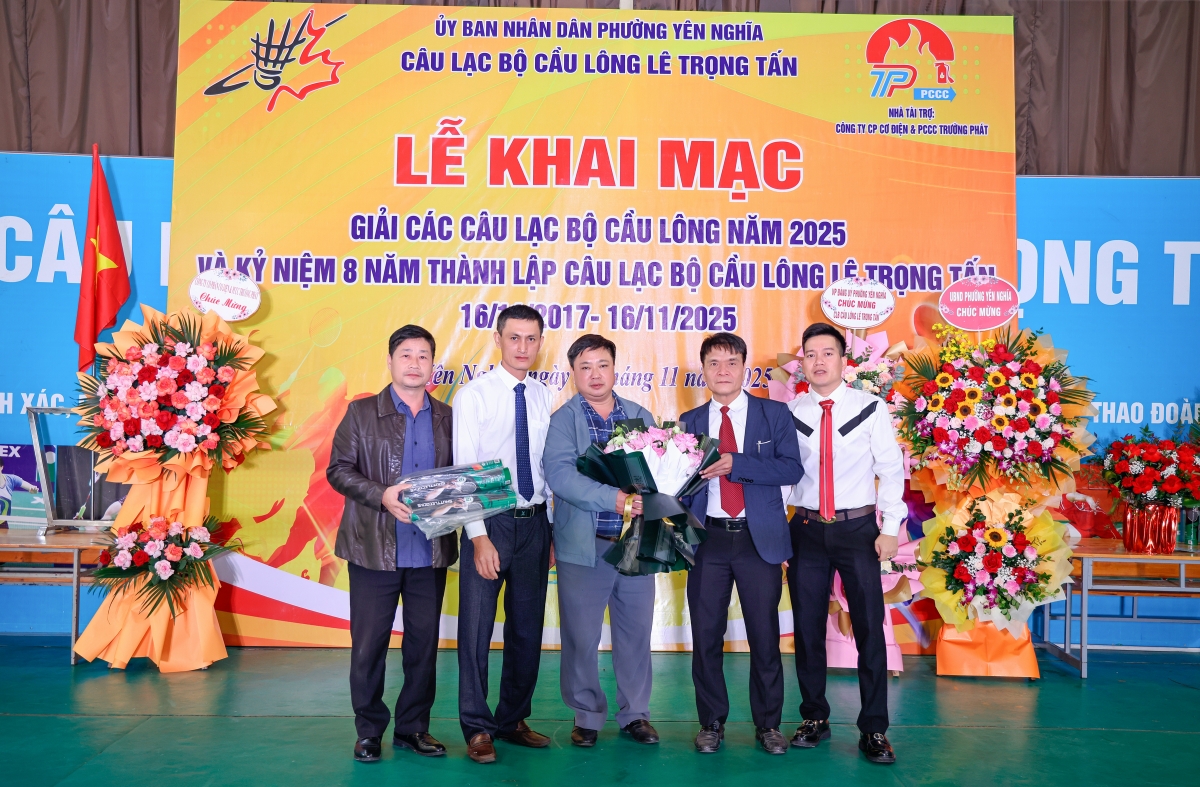 Tổ chức thành công Giải các Câu lạc bộ cầu lông năm 2025 và kỷ niệm 8 năm thành lập Clb cầu lông Lê Trọng Tấn