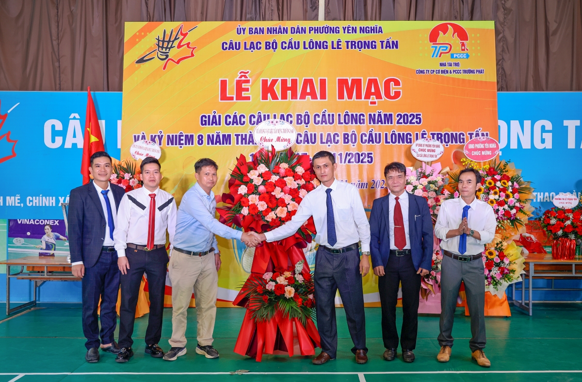 Tổ chức thành công Giải các Câu lạc bộ cầu lông năm 2025 và kỷ niệm 8 năm thành lập Clb cầu lông Lê Trọng Tấn