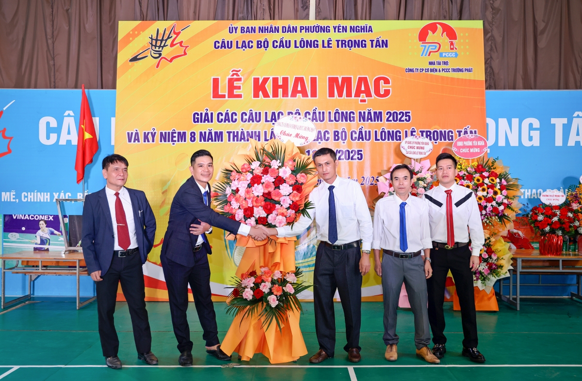 Tổ chức thành công Giải các Câu lạc bộ cầu lông năm 2025 và kỷ niệm 8 năm thành lập Clb cầu lông Lê Trọng Tấn