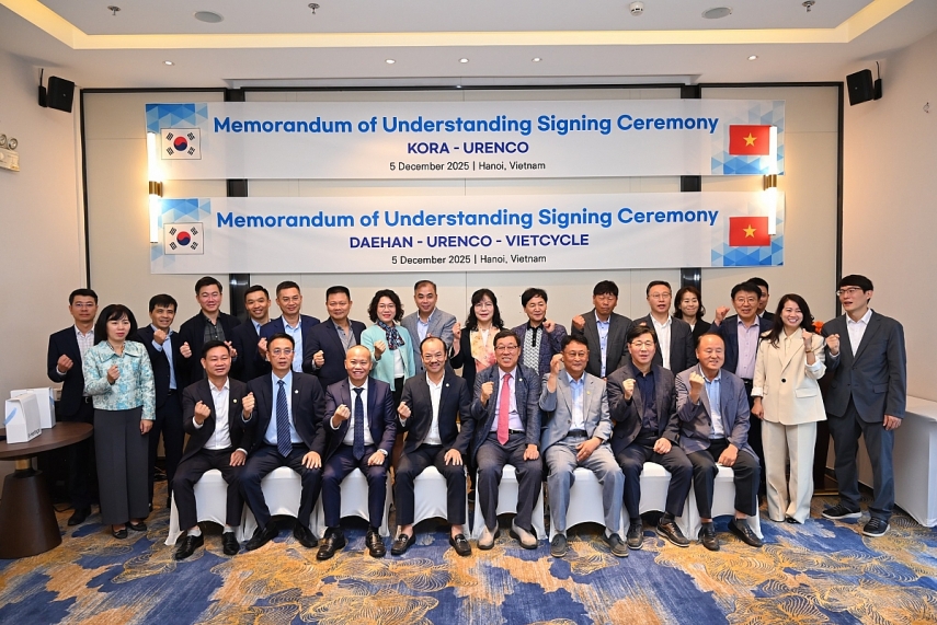 Các đơn vị thể hiện sự quyết tâm đưa Dự án trở thành một bước tiến mới trong nền Kinh tế Tuần hoàn tại Việt Nam Các đơn vị thể hiện sự quyết tâm đưa Dự án trở thành một bước tiến mới trong nền Kinh tế Tuần hoàn tại Việt Nam