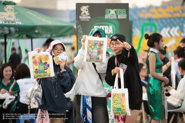 Bia Saigon Special trao hàng ngàn “Lộc Special” tại Extra Special Night 2025, sẵn sàng tỏa Tết lớn