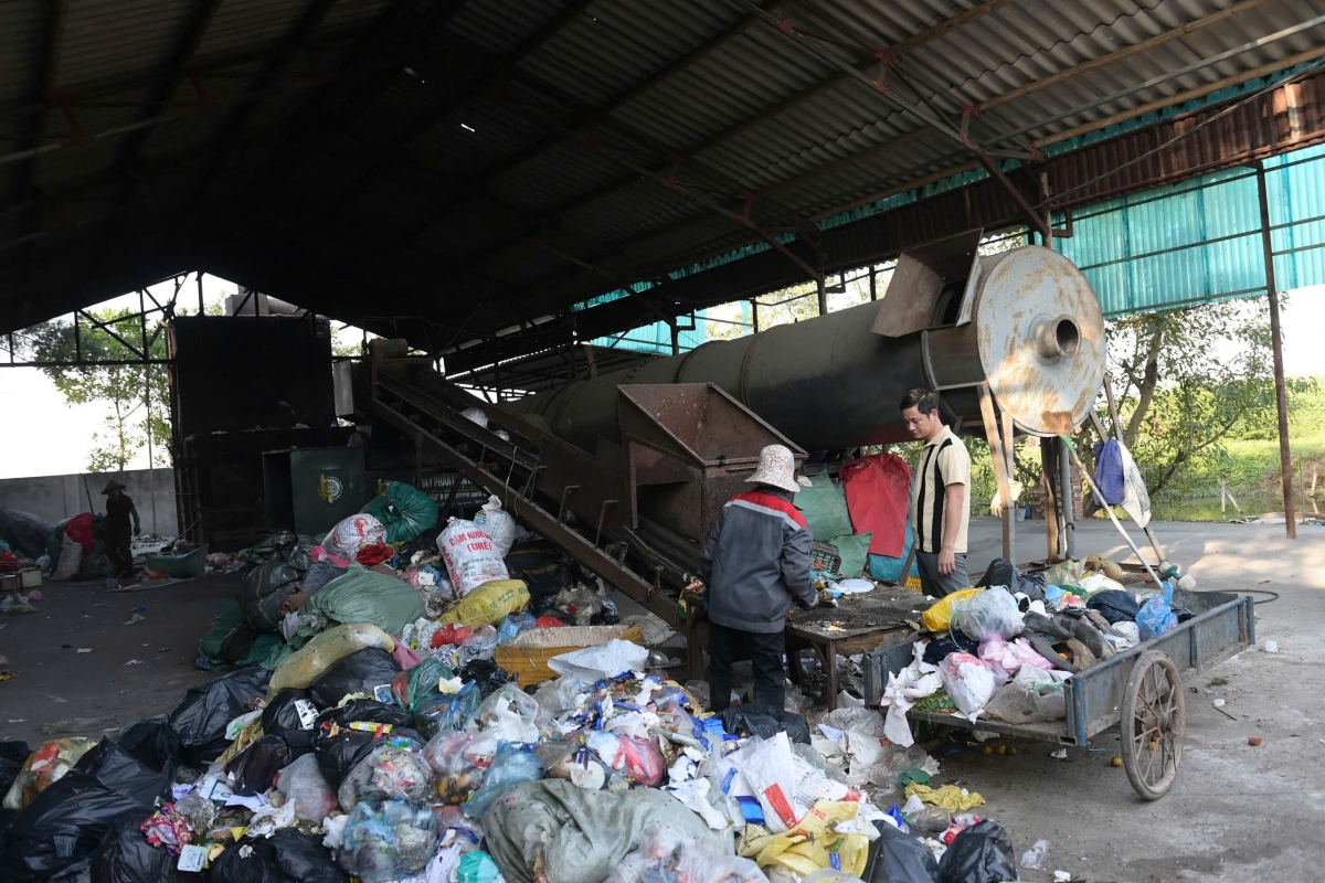 Giải bài toán phân loại rác thải bằng cỗ máy phân loại rác “made in Việt Nam” Giải bài toán phân loại rác thải bằng cỗ máy phân loại rác “made in Việt Nam”