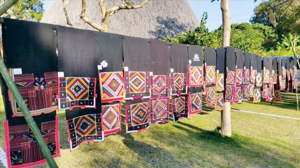 Chiếc khăn Piêu trong văn hóa truyền thống của đồng bào dân tộc Thái Tây Bắc