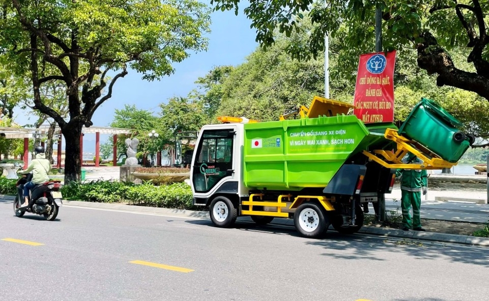 Giá dịch vụ vệ sinh môi trường: Tăng giá không phải đích đến, mà là giải pháp