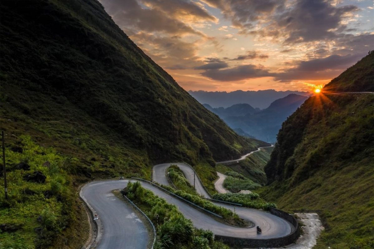 Mùa Xuân trên con đường Hạnh phúc