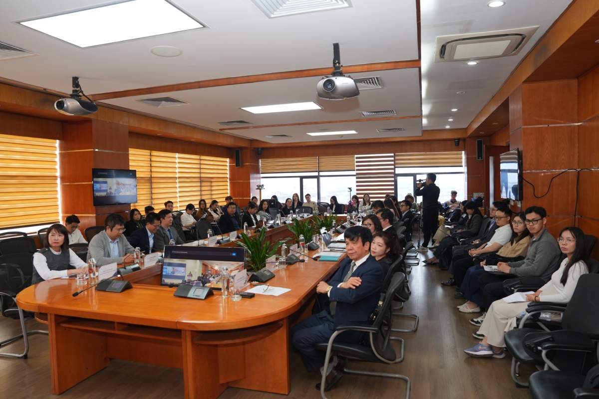 VIAC tổ chức hội thảo về yêu cầu khởi kiện trong tranh chấp chuỗi và thực tiễn tranh chấp bất động sản VIAC tổ chức hội thảo về yêu cầu khởi kiện trong tranh chấp chuỗi và thực tiễn tranh chấp bất động sản