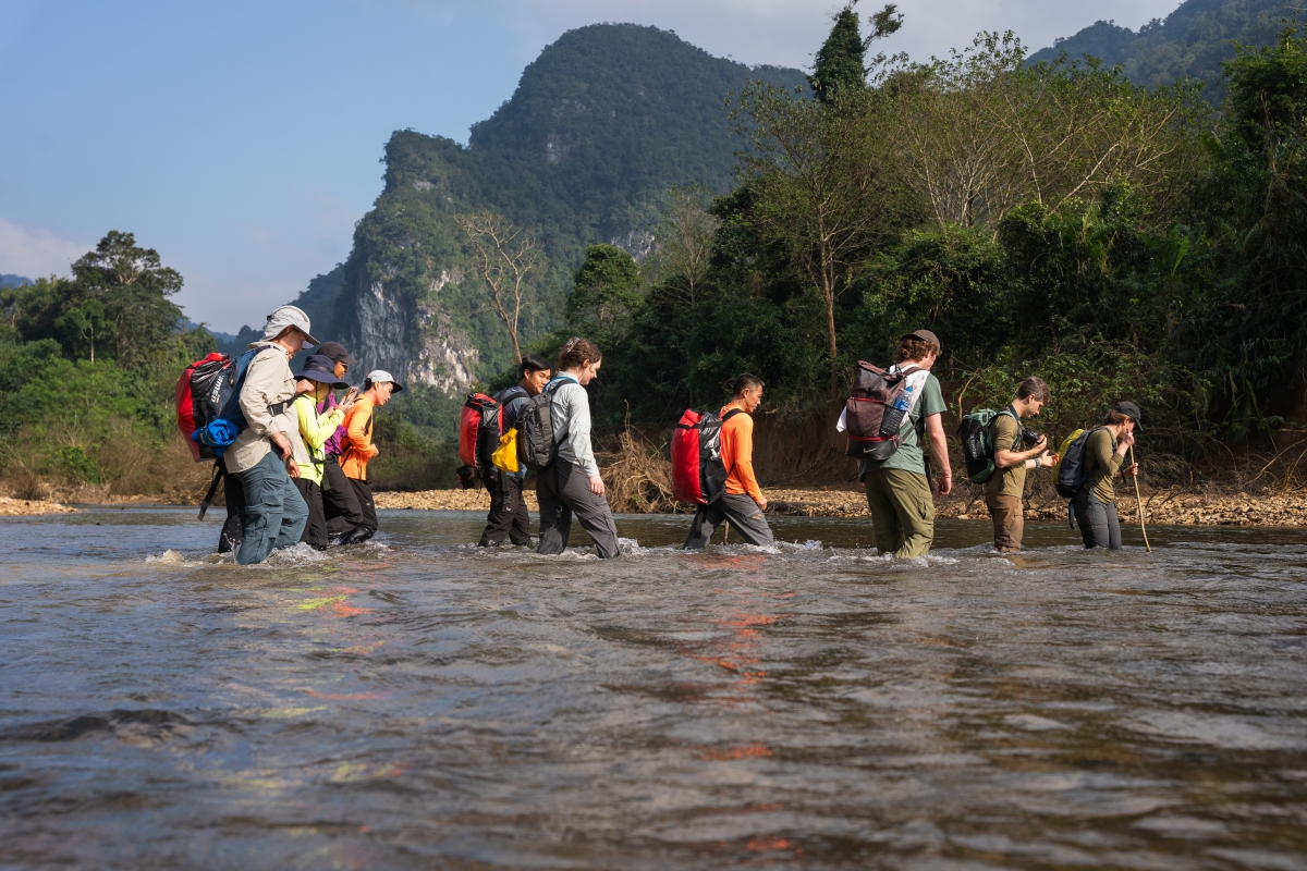 Toàn bộ quá trình ghi hình của đoàn làm phim CBS “60 Minutes” được điều phối chuyên nghiệp bởi Oxalis Adventure