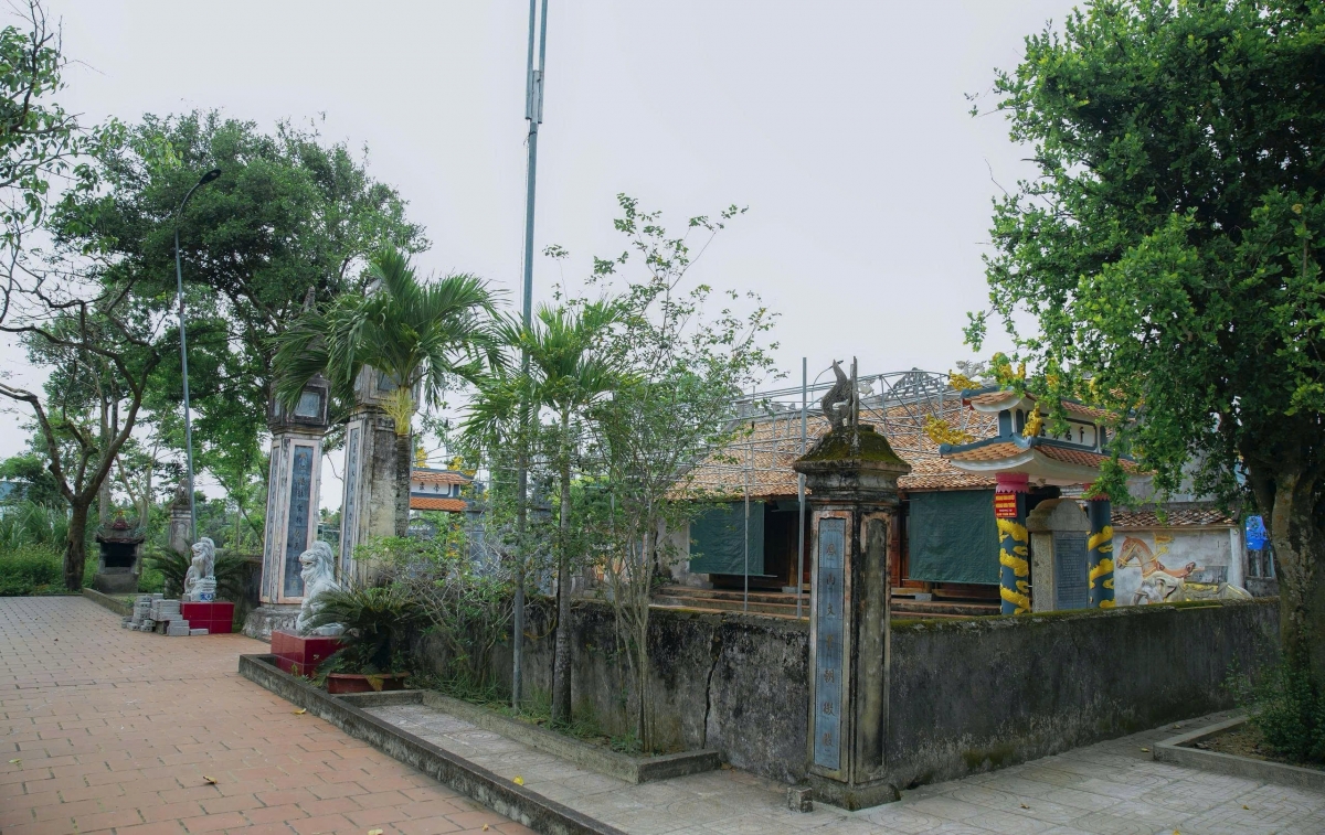 Nỗi trăn trở trước mùa lễ hội của người dân về Đền Hoàng Tá Thốn