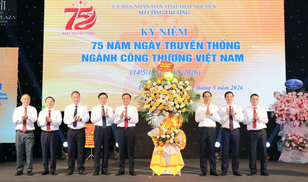 Thái Nguyên long trọng kỷ niệm 75 năm Ngành Công Thương: Khẳng định vai trò tiên phong và sứ mệnh lịch sử dẫn dắt kinh tế. Thái Nguyên long trọng kỷ niệm 75 năm Ngành Công Thương: Khẳng định vai trò tiên phong và sứ mệnh lịch sử dẫn dắt kinh tế.