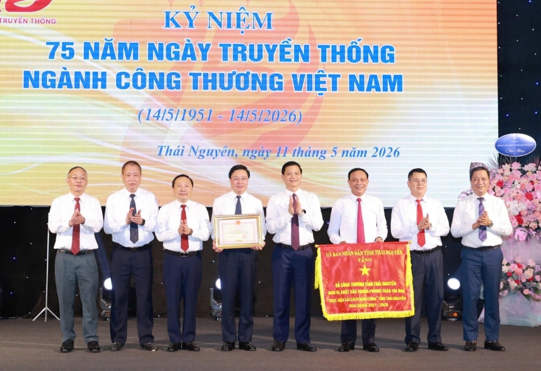 Thái Nguyên long trọng kỷ niệm 75 năm Ngành Công Thương: Khẳng định vai trò tiên phong và sứ mệnh lịch sử dẫn dắt kinh tế. Thái Nguyên long trọng kỷ niệm 75 năm Ngành Công Thương: Khẳng định vai trò tiên phong và sứ mệnh lịch sử dẫn dắt kinh tế.