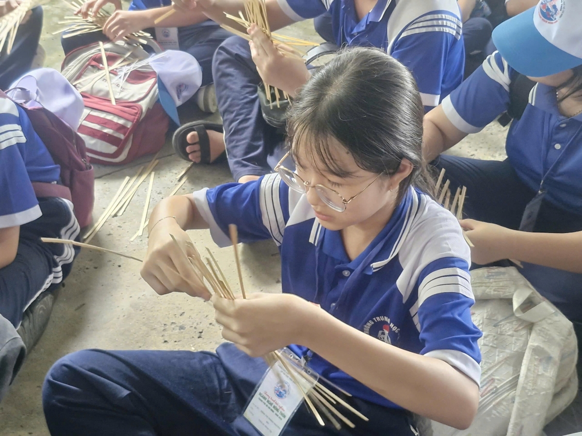 Học sinh TP.HCM tham quan, trải nghiệm nông nghiệp công nghệ cao Học sinh TP.HCM tham quan, trải nghiệm nông nghiệp công nghệ cao