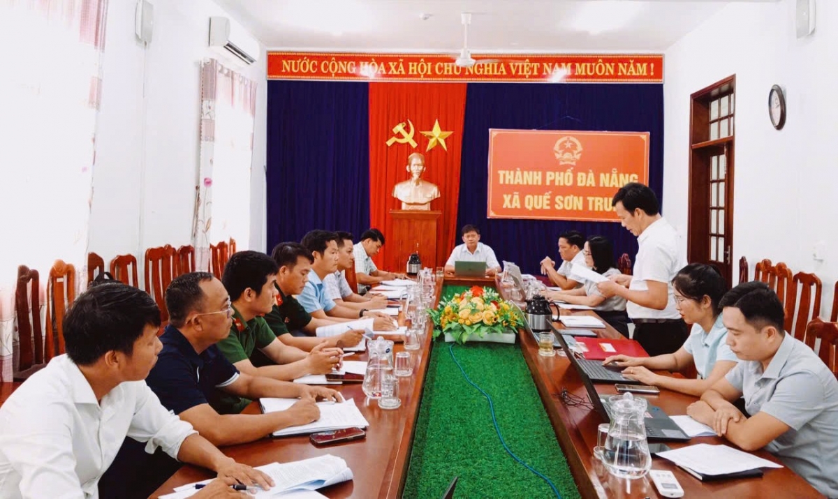 UBND xã họp triển khai công tác kiểm tra, truy quét khai thác khoáng sản trái phép. UBND xã họp triển khai công tác kiểm tra, truy quét khai thác khoáng sản trái phép.
