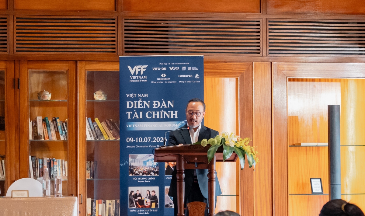 Ông Kevin Bruce Iwanaga, Trưởng Ban Chiến lược và Tổng hợp, Cơ quan điều hành Trung tâm Tài chính quốc tế Việt Nam tại Đà Nẵng