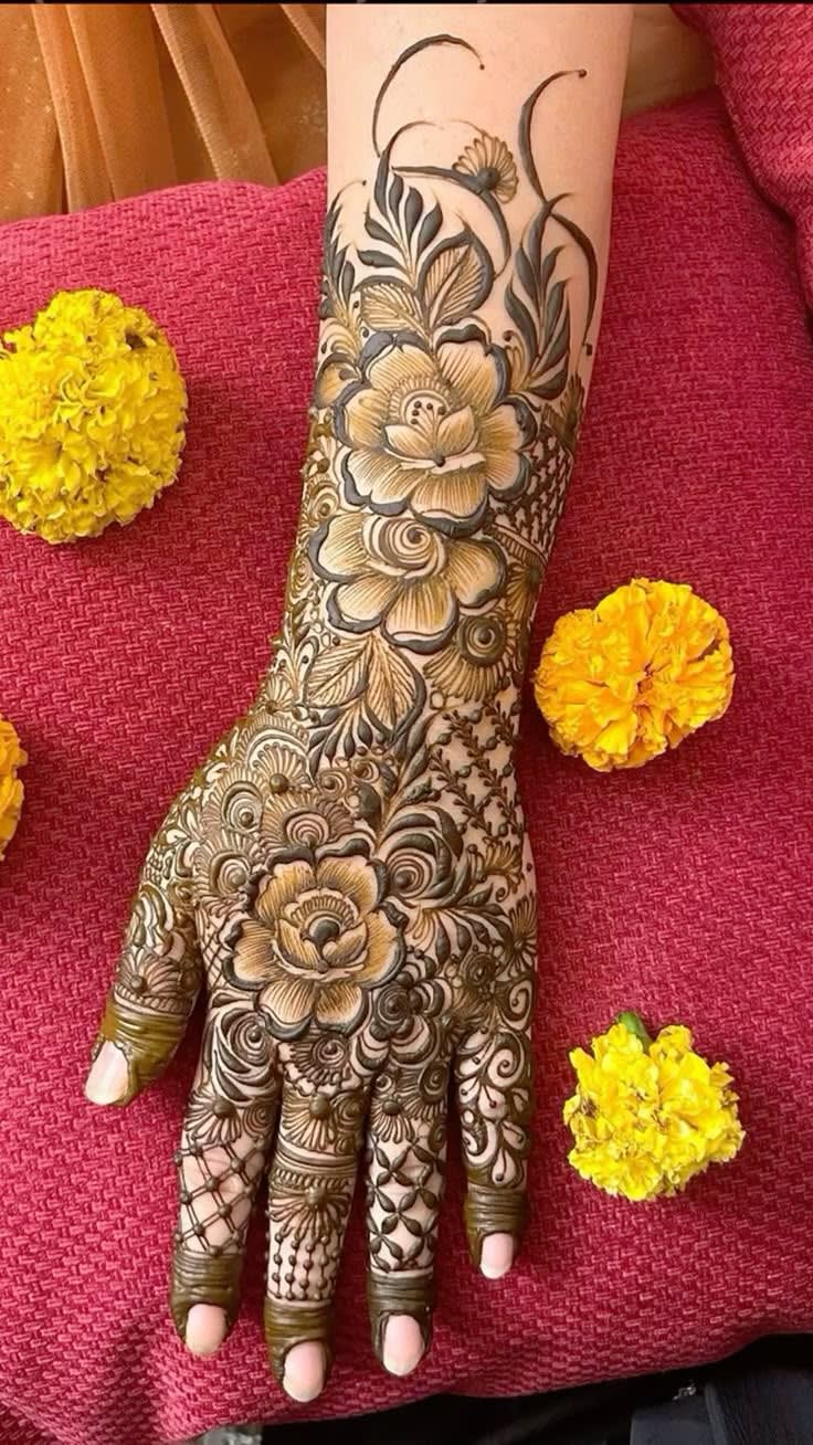 @anjum_henna_artist1 portfolio 3