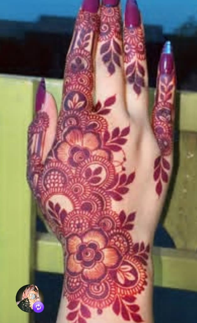 Ayisha Siddiqui portfolio 1