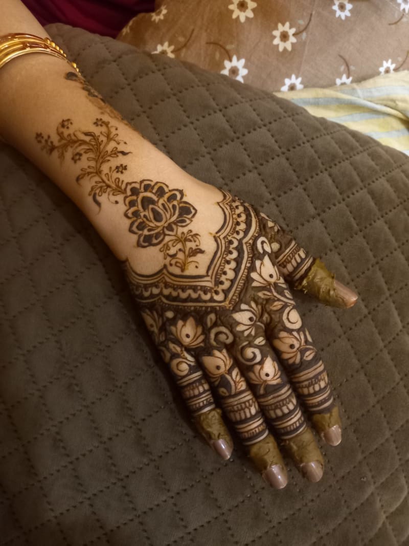 Deepu  mehndi artist portfolio 2
