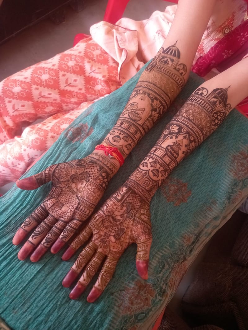 Deepu  mehndi artist portfolio 5