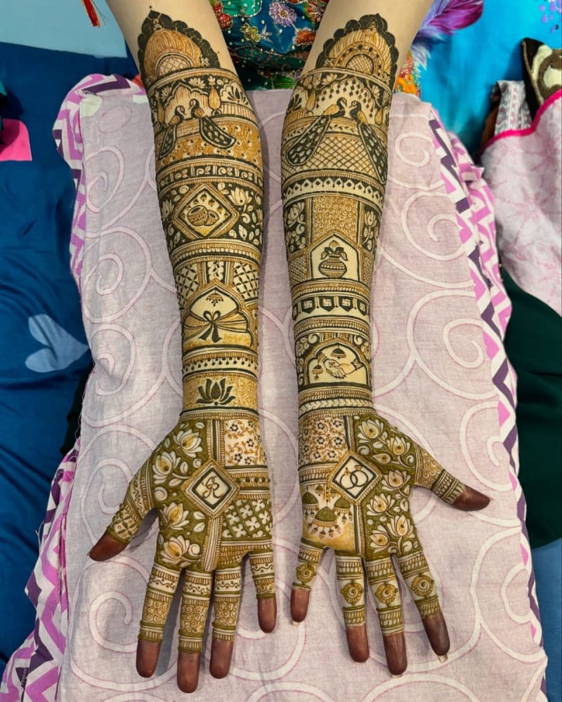 Ambika mehndi artist portfolio 5