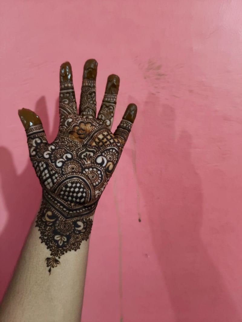 Mehndi by sadika portfolio 1