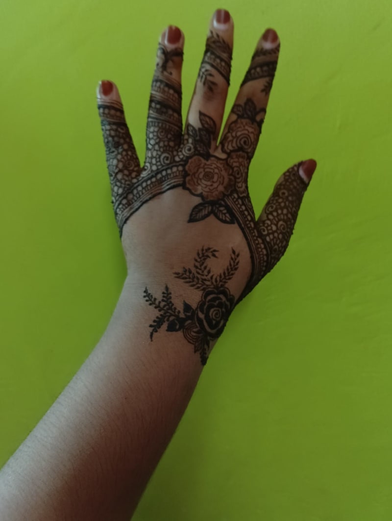 Mehndi by sadika portfolio 6