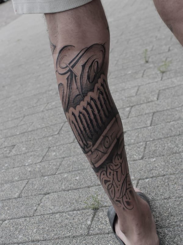 Tattoo in de stijl lettering