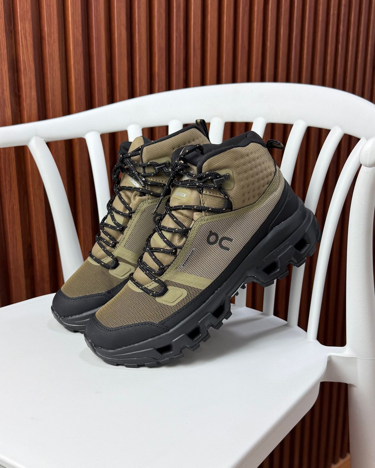 On Cloud Bota Caballero Premium