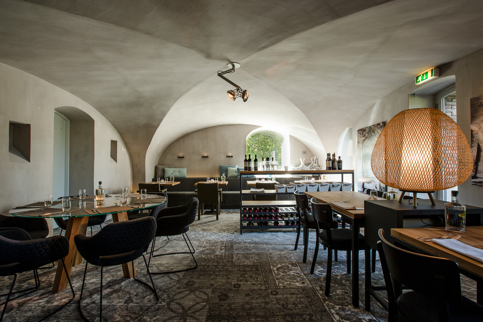 Sfeervolle verlichting in het restaurant