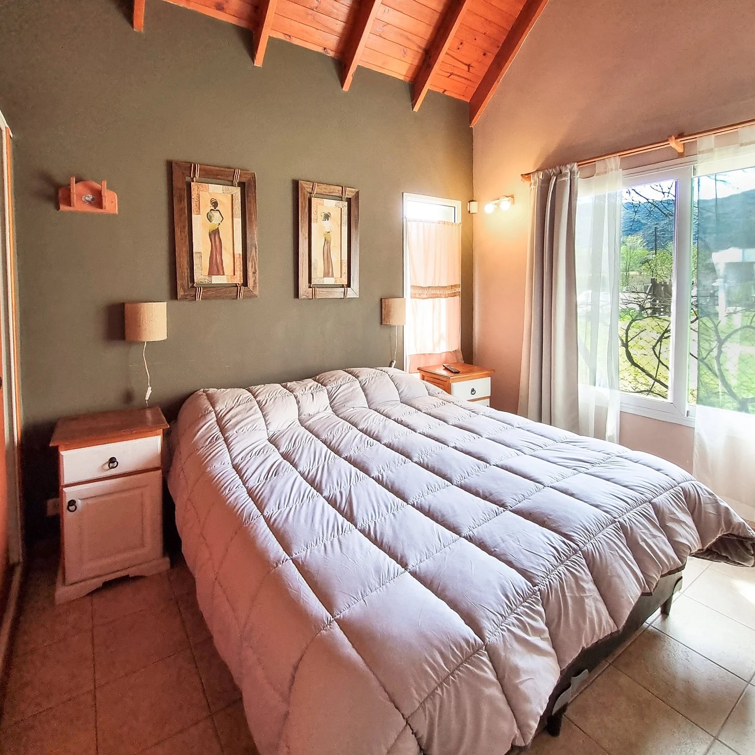 Cama matrimonial