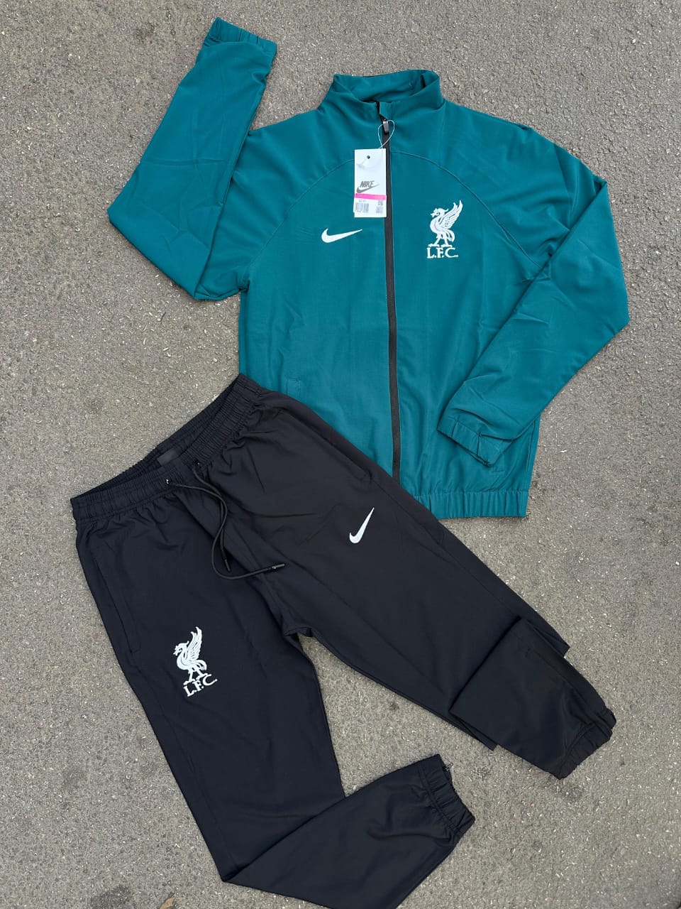 Ensemble servette + pantalon Liverpool