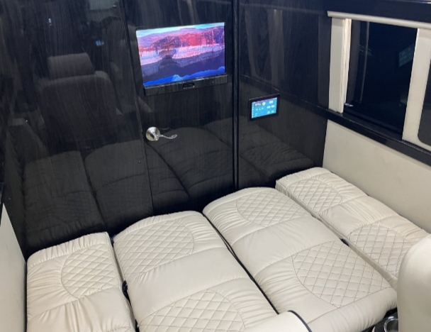 2022 Mercedes-Benz Sprinter 3500 170 inches Luxury Coach.