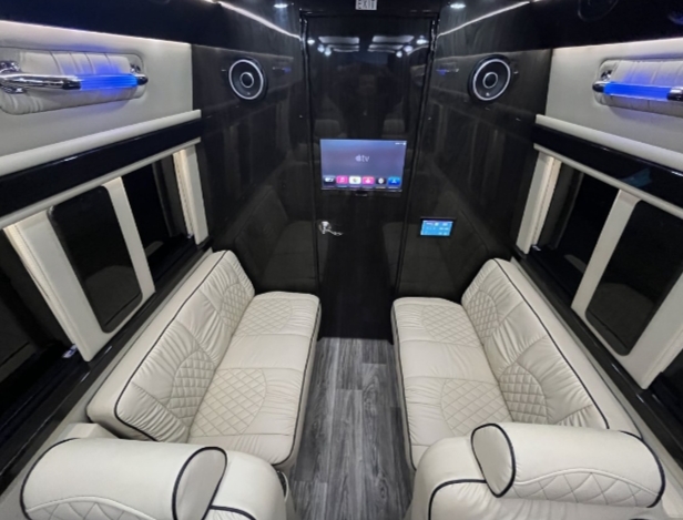 2022 Mercedes-Benz Sprinter 3500 170 inches Luxury Coach.