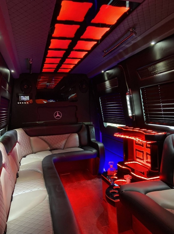 2022 Mercedes-Benz Sprinter 3500