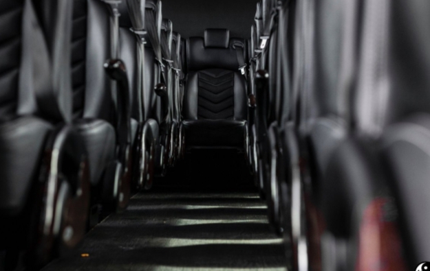 2018 Executive Coach Builders Freightliner GM40