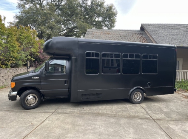 2005 Ford E450 Limo Bus