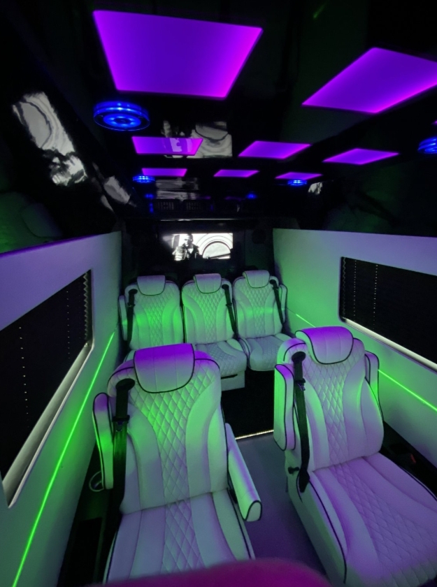 2022 Mercedes-Benz Sprinter 271 Inches