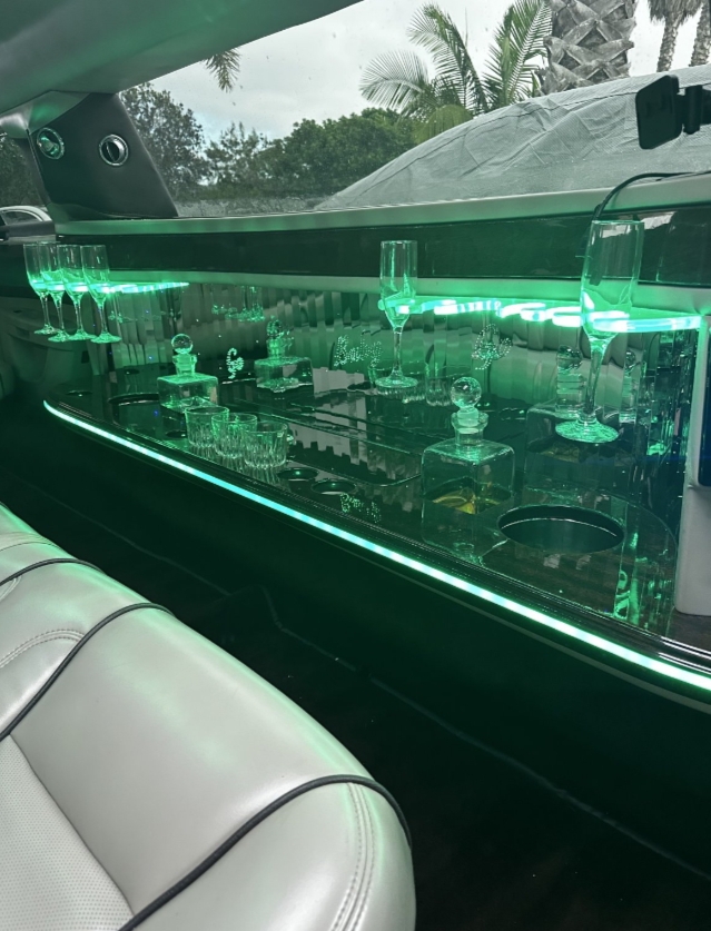 2014 Cadillac XTS 140 Inches Limousine