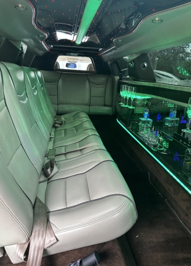 2014 Cadillac XTS 140 Inches Limousine