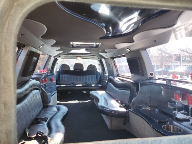 2006 Ford F250 140 inches Limousine