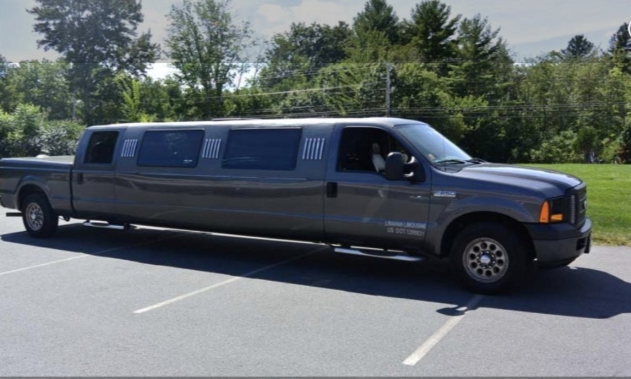 2006 Ford F250 140 inches Limousine