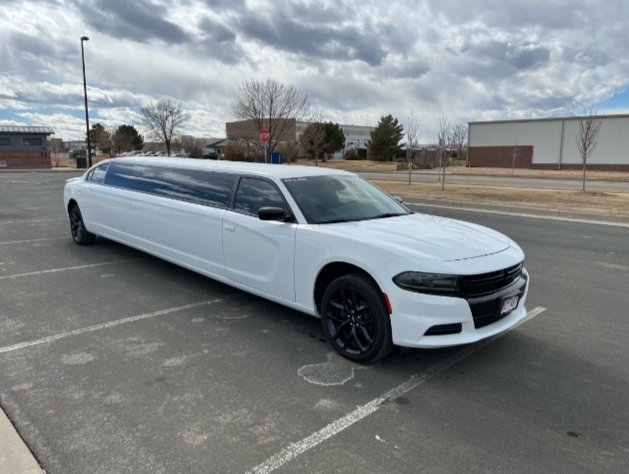 2021 Dodge Charger 140 Inches Limousine