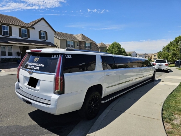 2017 Chevrolet Suburban 200 Inches Limousine