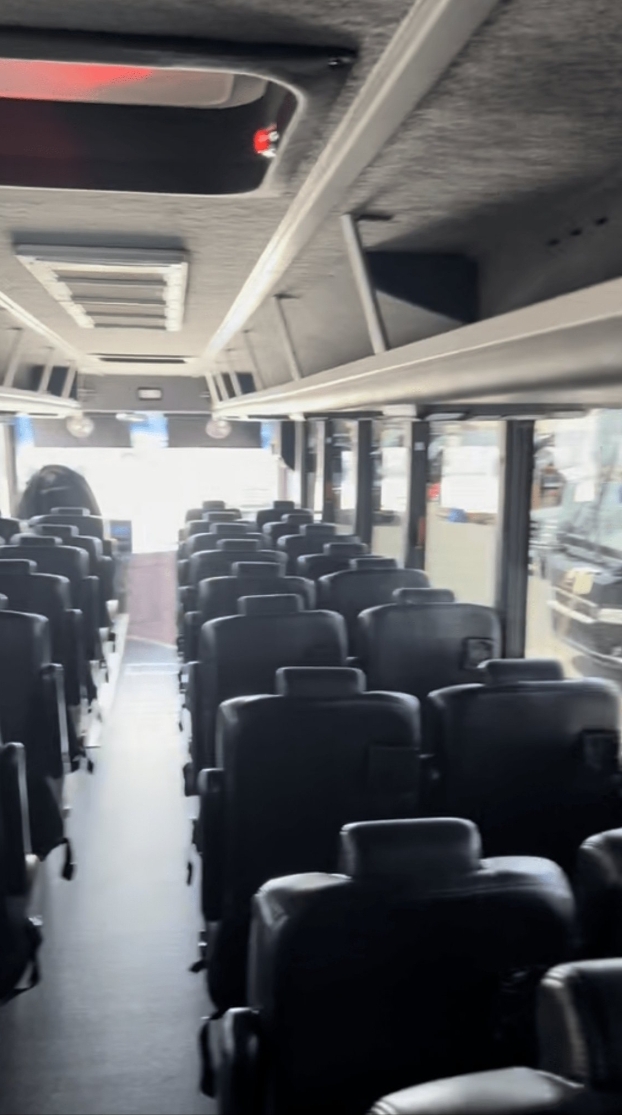 2016 Freightliner 35 Inches Motorcoach