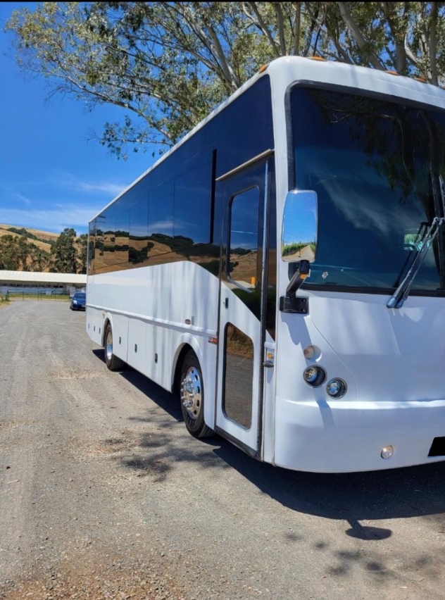 2016 Freightliner 35 Inches Motorcoach