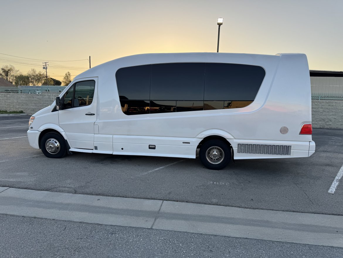 2012 Mercedes-Benz Sprinter Mauch II