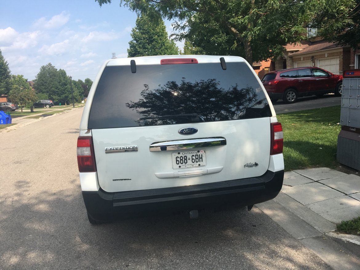 2007 Ford Expedition Limousine