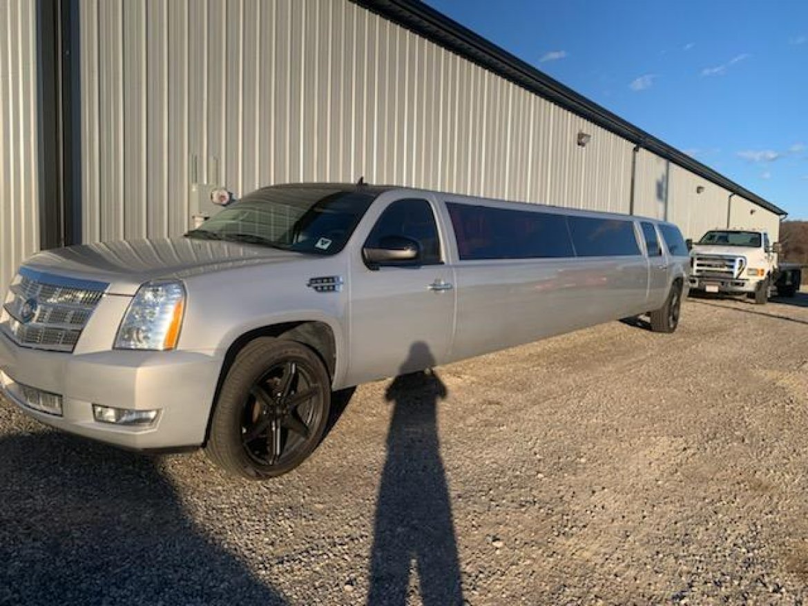 2011 Chevrolet Suburbalade Limousine