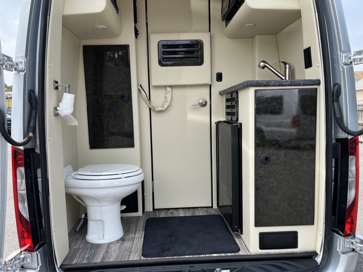 2023 Mercedes-Benz Sprinter 3500